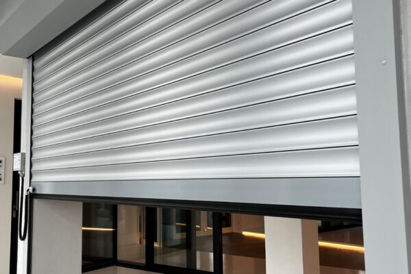 rollok commercial storefront 19