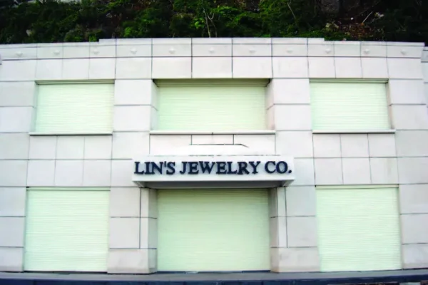 rollok commercial storefront 2